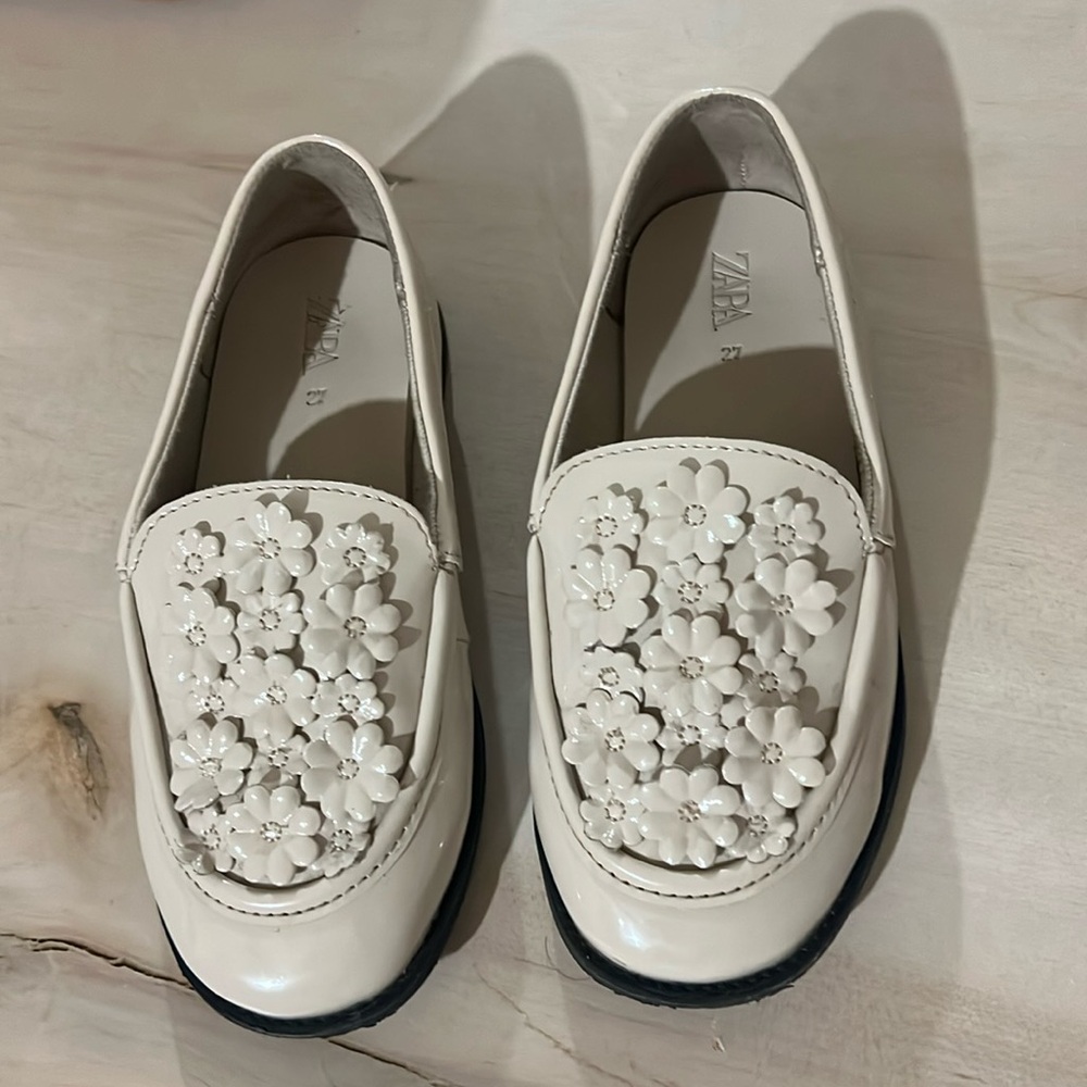 Zara girl loafers